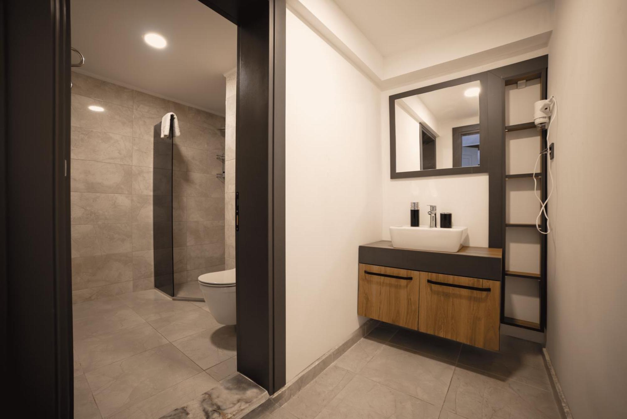 Kriti Hotel Анталия Екстериор снимка