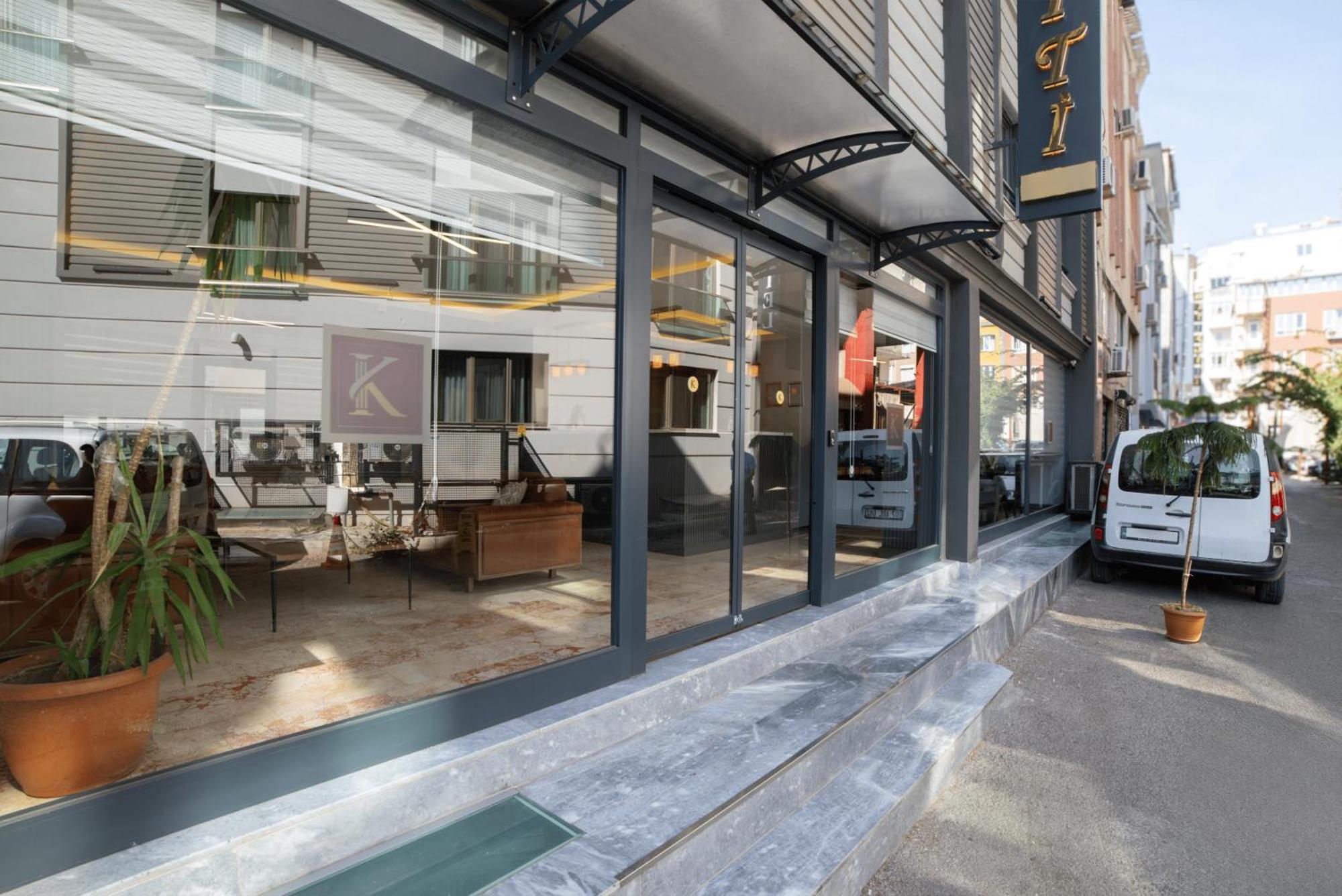 Kriti Hotel Анталия Екстериор снимка