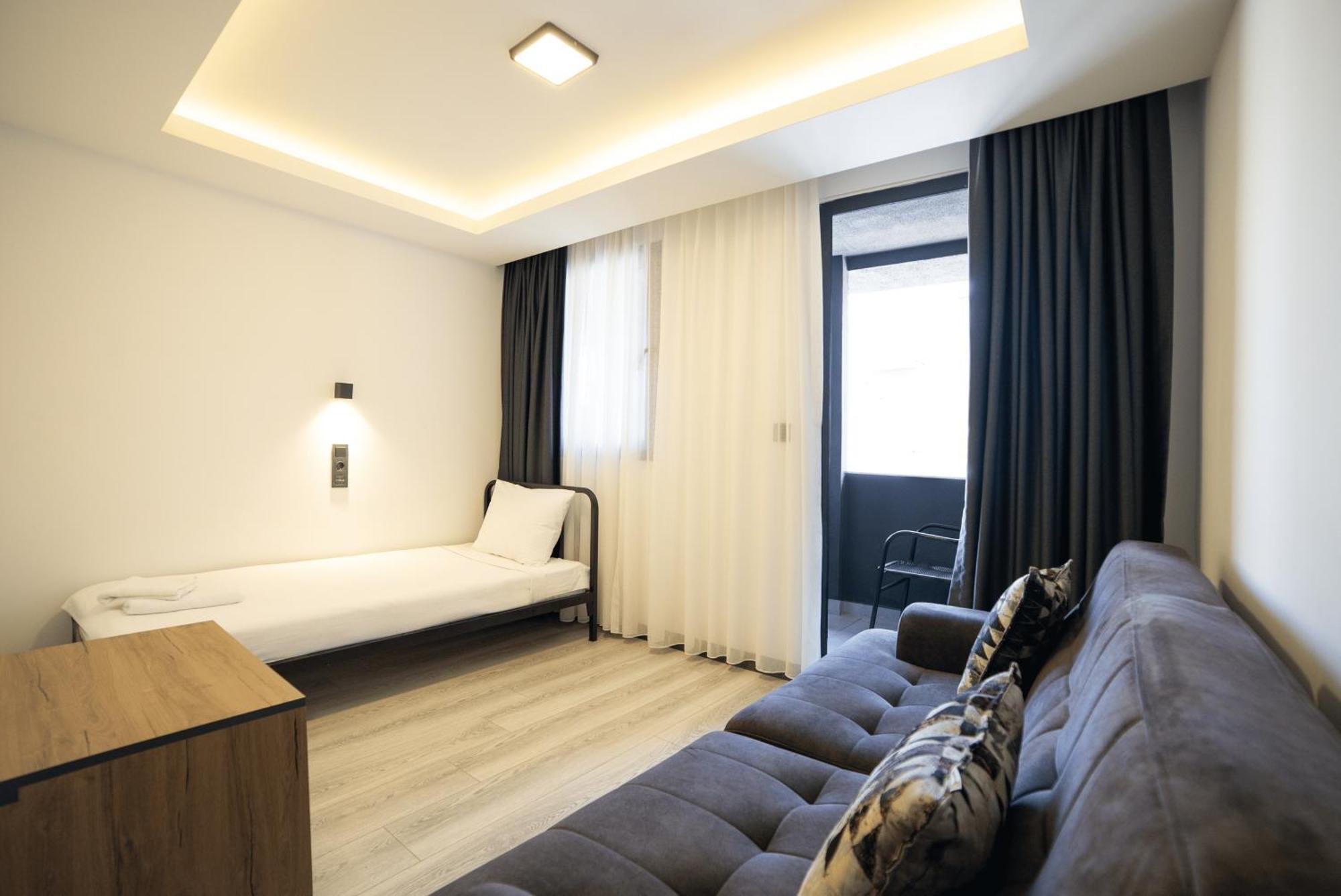 Kriti Hotel Анталия Екстериор снимка