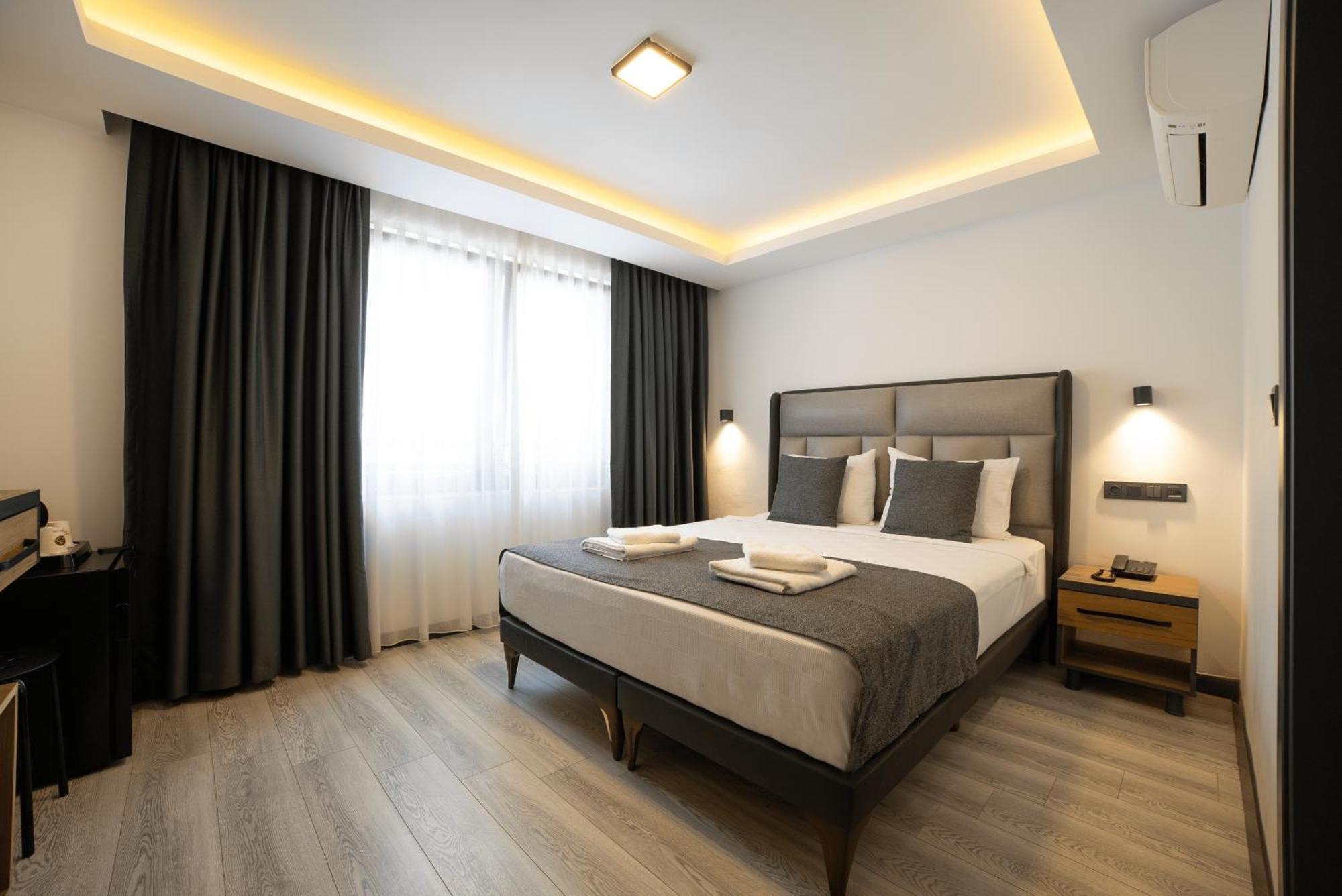 Kriti Hotel Анталия Екстериор снимка