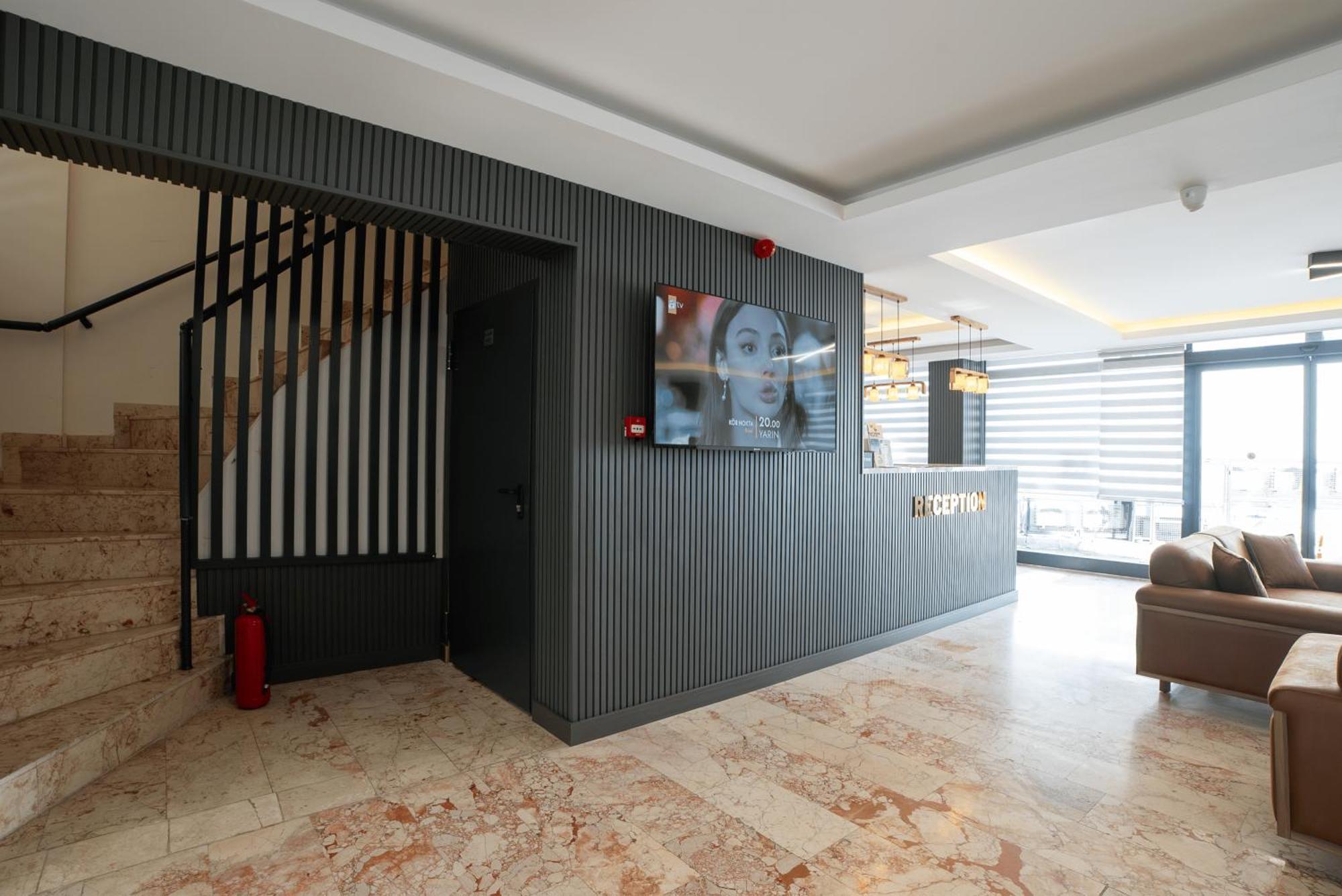 Kriti Hotel Анталия Екстериор снимка