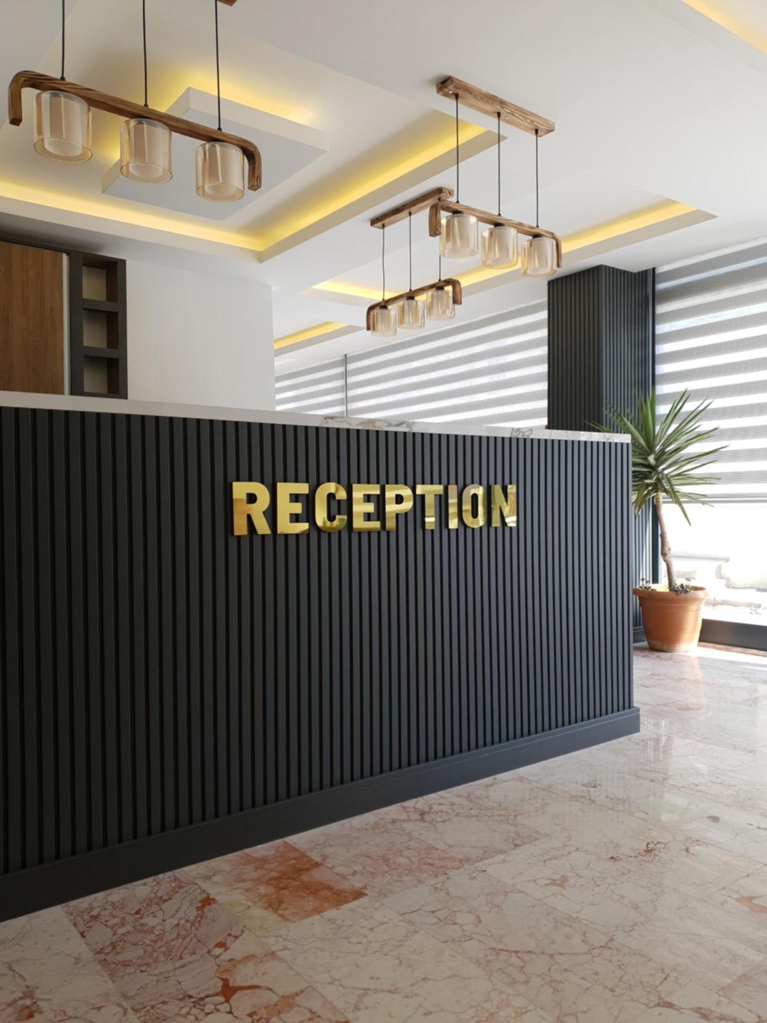 Kriti Hotel Анталия Екстериор снимка